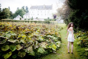 bride in garden of traquair house with rhubarb